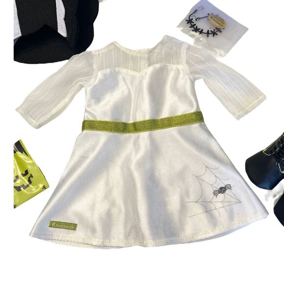 NEW American Girl MOD MONSTER COSTUME Halloween Dress Boots Necklace Wig Bag BOX - Picture 2 of 10